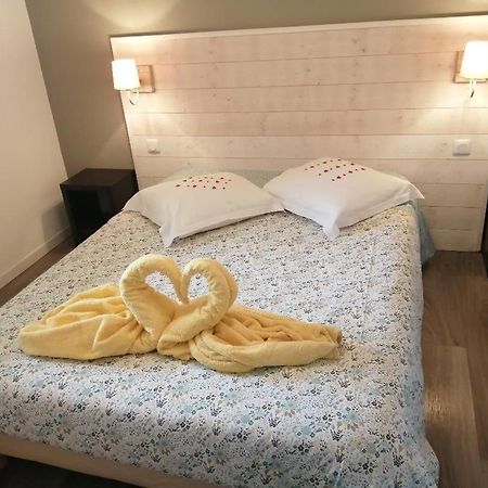 Le Fleur"H"On 11 D'Honfleur, T2 En Residence Avec Piscine, Wifi Et Parking Gratuits Equemauville Luaran gambar