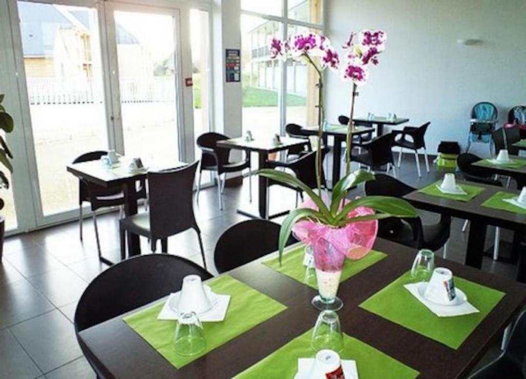 Le Fleur"H"On 11 D'Honfleur, T2 En Residence Avec Piscine, Wifi Et Parking Gratuits Equemauville Luaran gambar