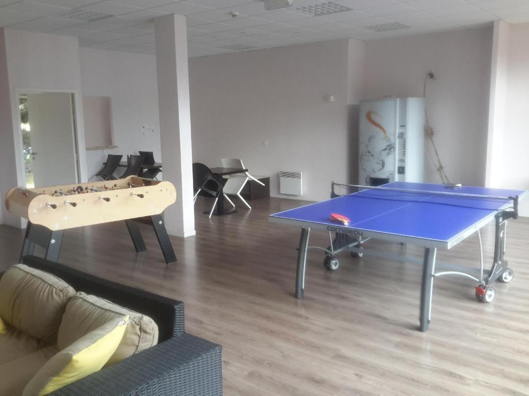 Le Fleur"H"On 11 D'Honfleur, T2 En Residence Avec Piscine, Wifi Et Parking Gratuits Equemauville Luaran gambar